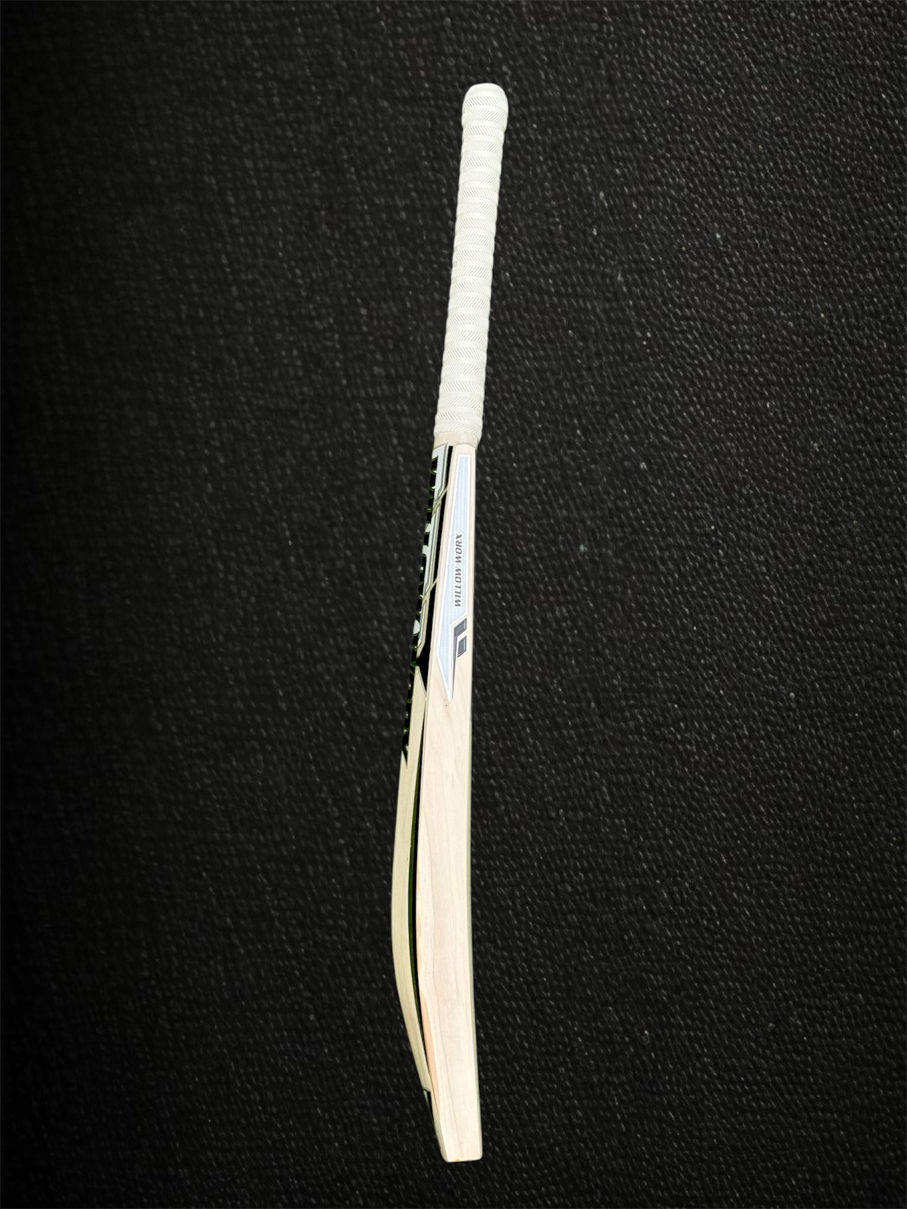 Willow Worx Cricket Bat - Platinum Edition