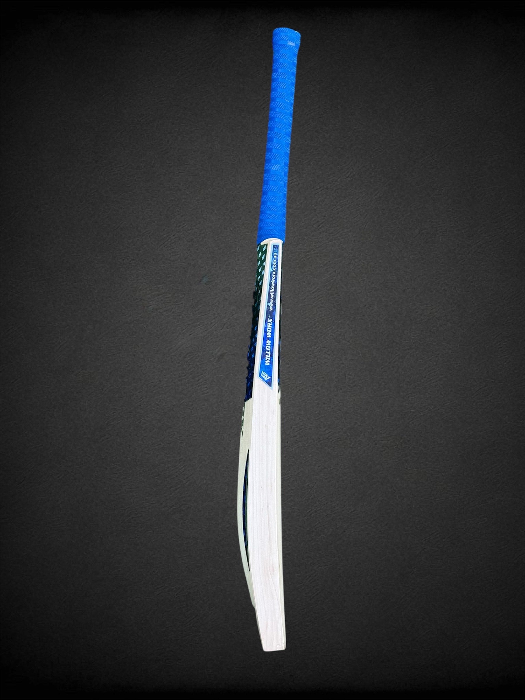 Willow Worx Cricket Bat - Reserve Edition