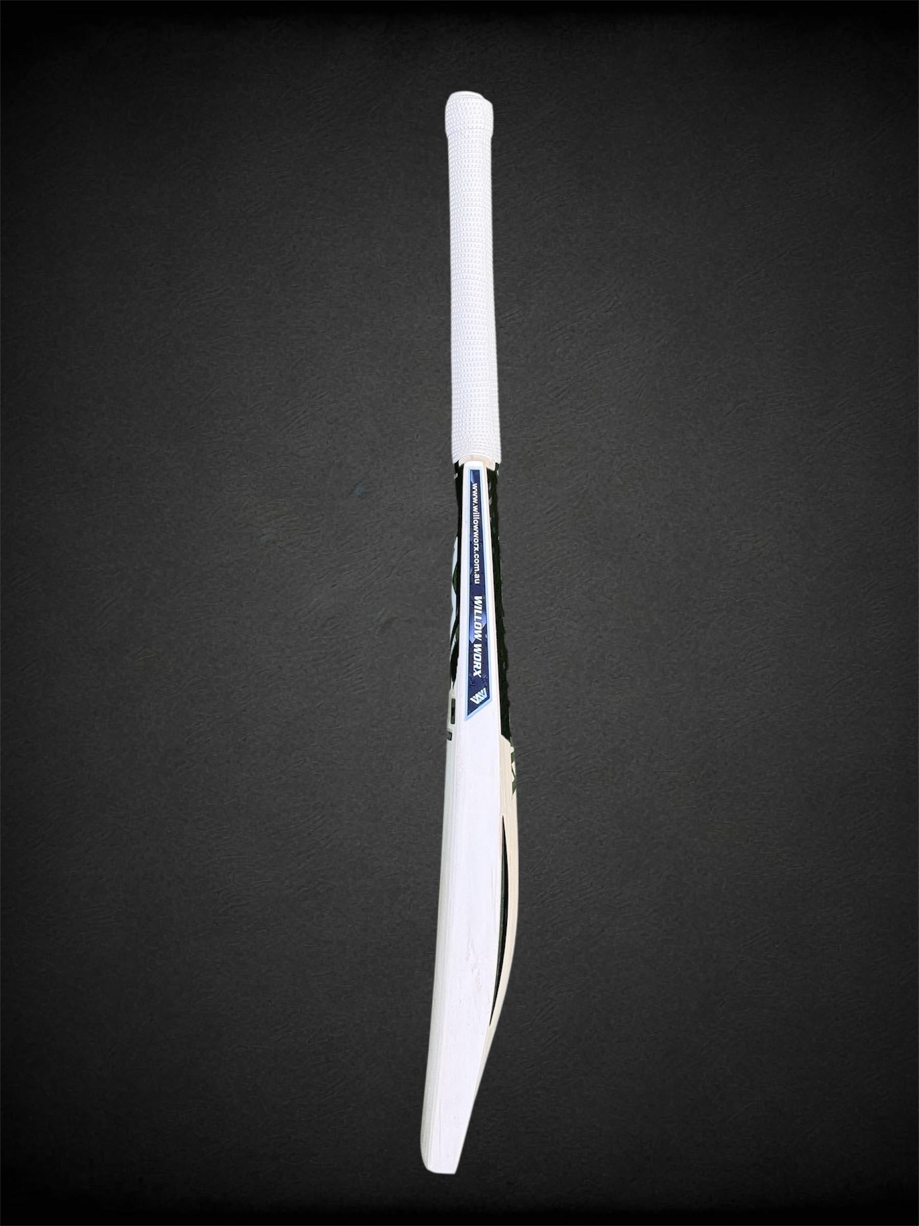 Willow Worx Cricket Bat - Reserve Edition